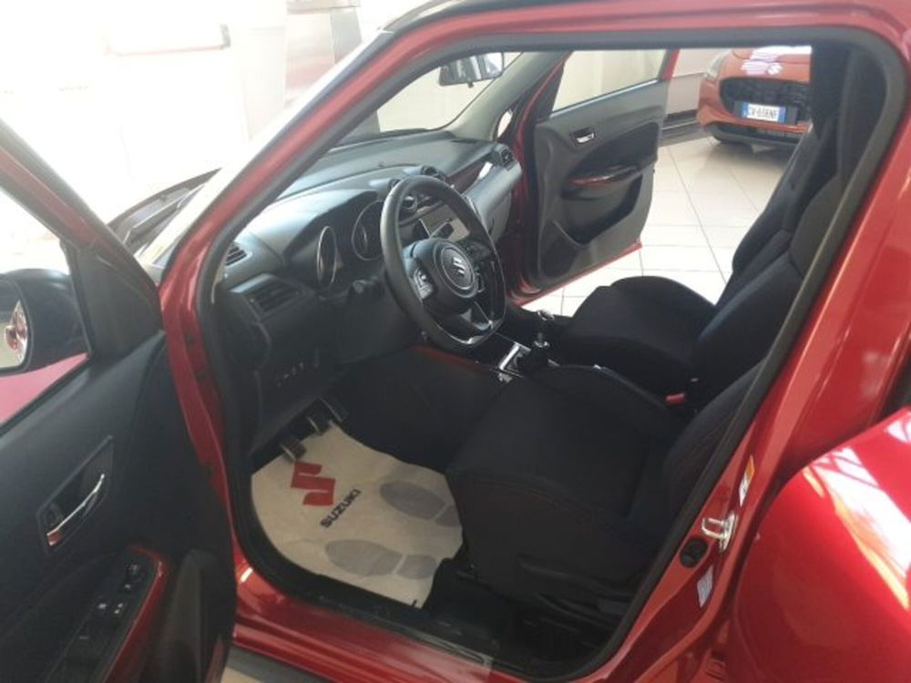 Suzuki Swift nuova a Reggio Emilia (10)