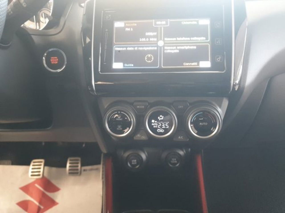 Suzuki Swift nuova a Reggio Emilia (16)