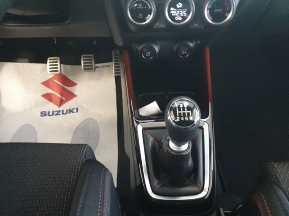 Suzuki Swift nuova a Reggio Emilia (17)