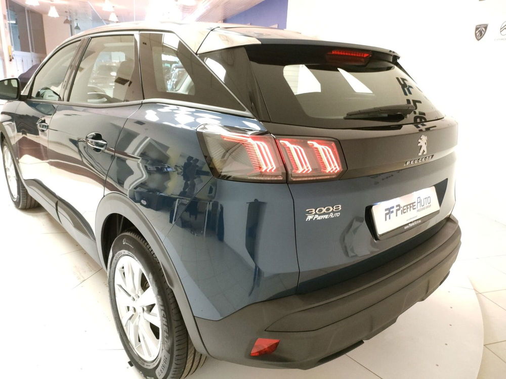 Peugeot 3008 usata a Teramo (9)