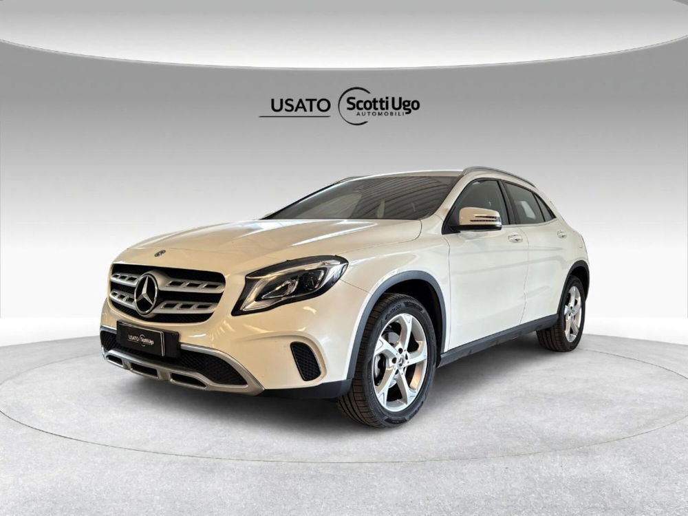 Mercedes-Benz GLA SUV usata a Siena