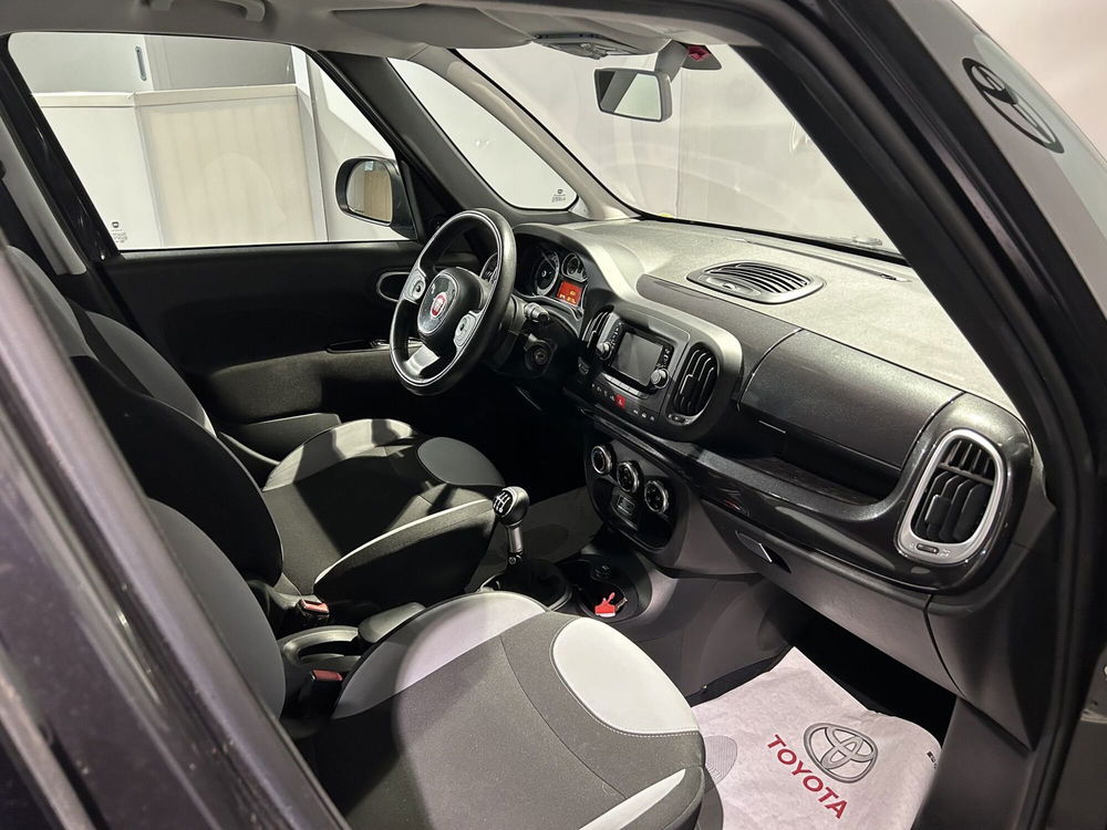 Fiat 500L usata a Milano (11)