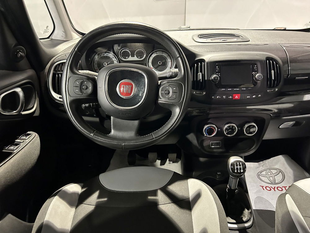 Fiat 500L usata a Milano (9)