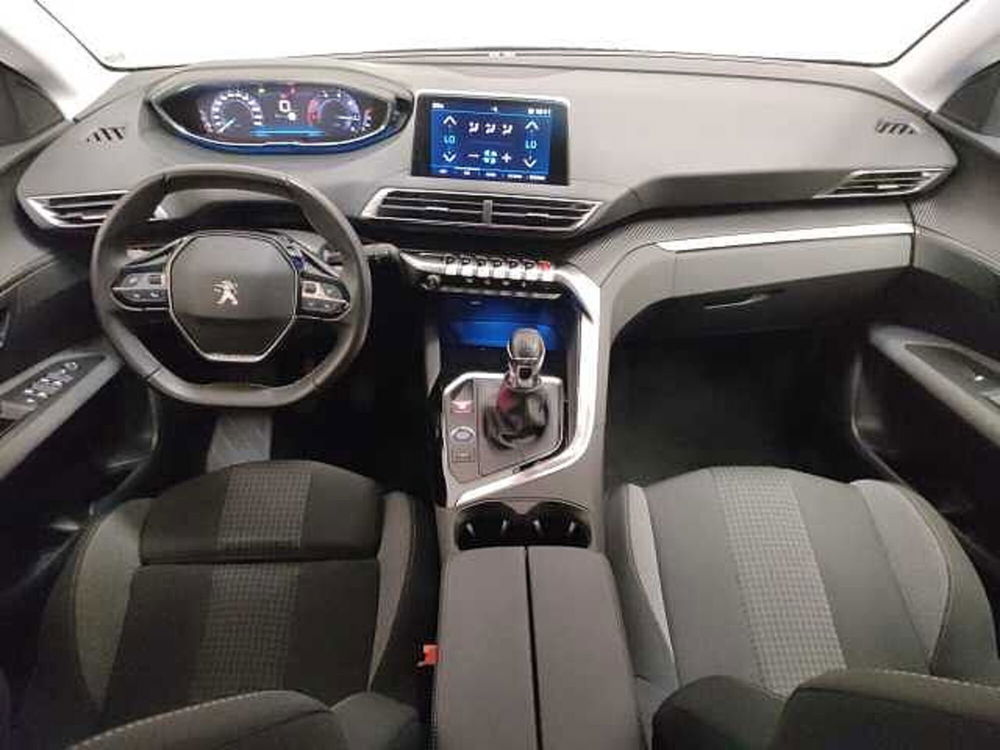 Peugeot 3008 usata a Teramo (16)