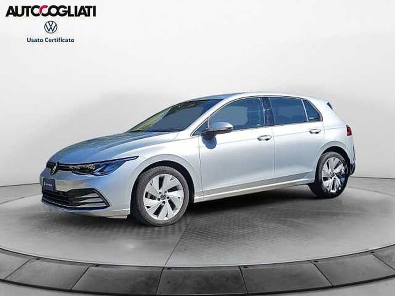 Volkswagen Golf 2.0 tdi Life 115cv del 2023 usata a Brivio