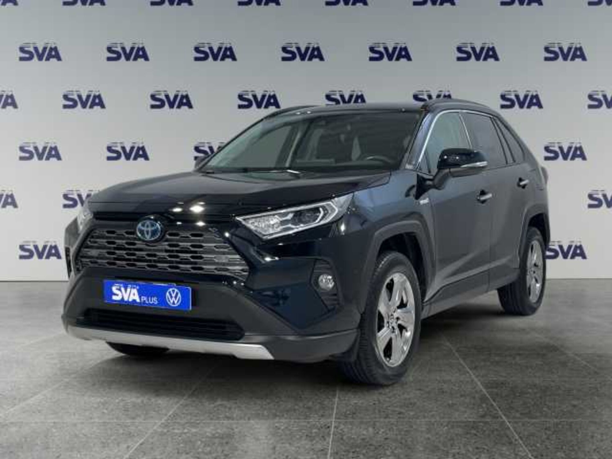 Toyota Rav4 Hybrid 2WD Lounge  del 2020 usata a Ravenna