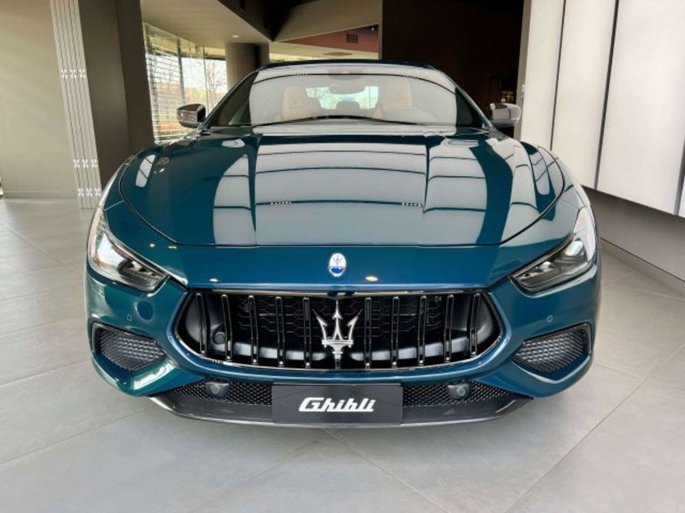 Maserati Ghibli nuova a Torino (2)