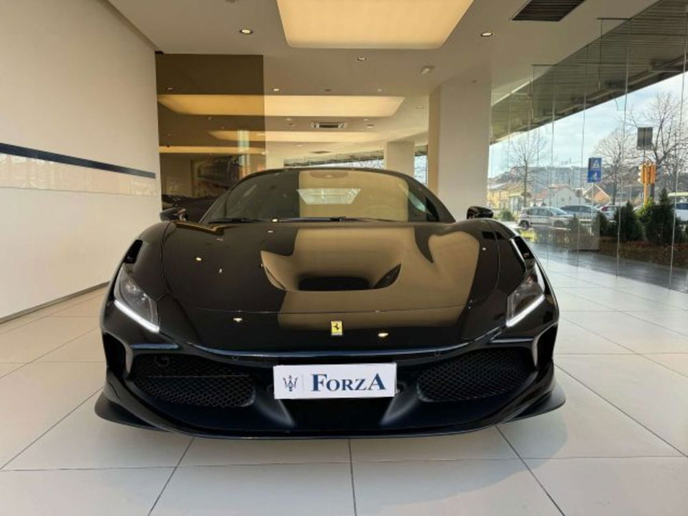 Ferrari F8 Coupé usata a Torino (2)