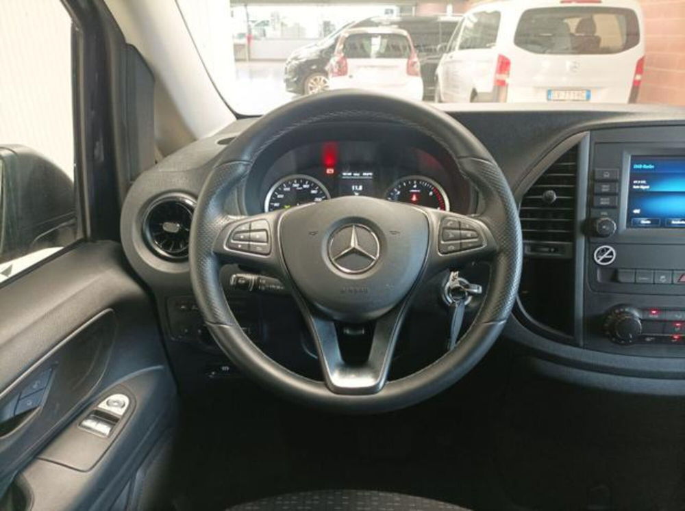 Mercedes-Benz Vito usata a Milano (8)