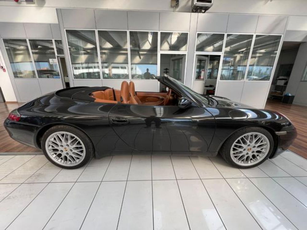 Porsche 911 Cabrio nuova a Modena (8)