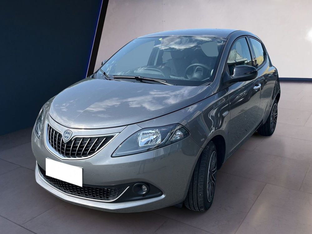 Lancia Ypsilon usata a Torino (2)