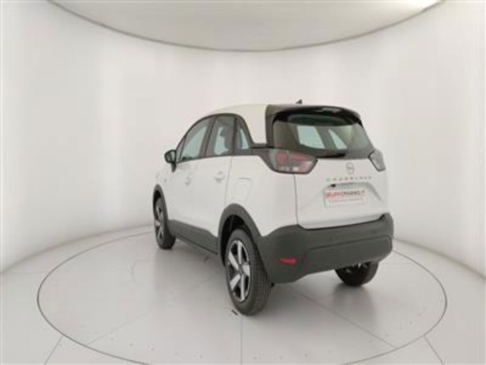 Opel Crossland nuova a Bari (5)