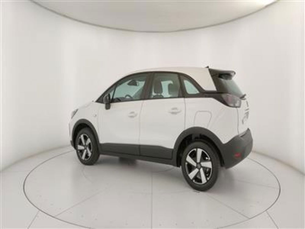 Opel Crossland nuova a Bari (4)