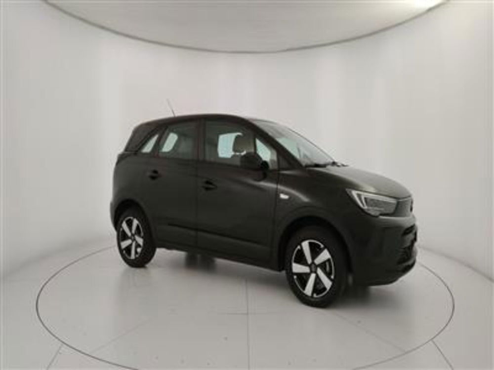 Opel Crossland nuova a Bari (10)