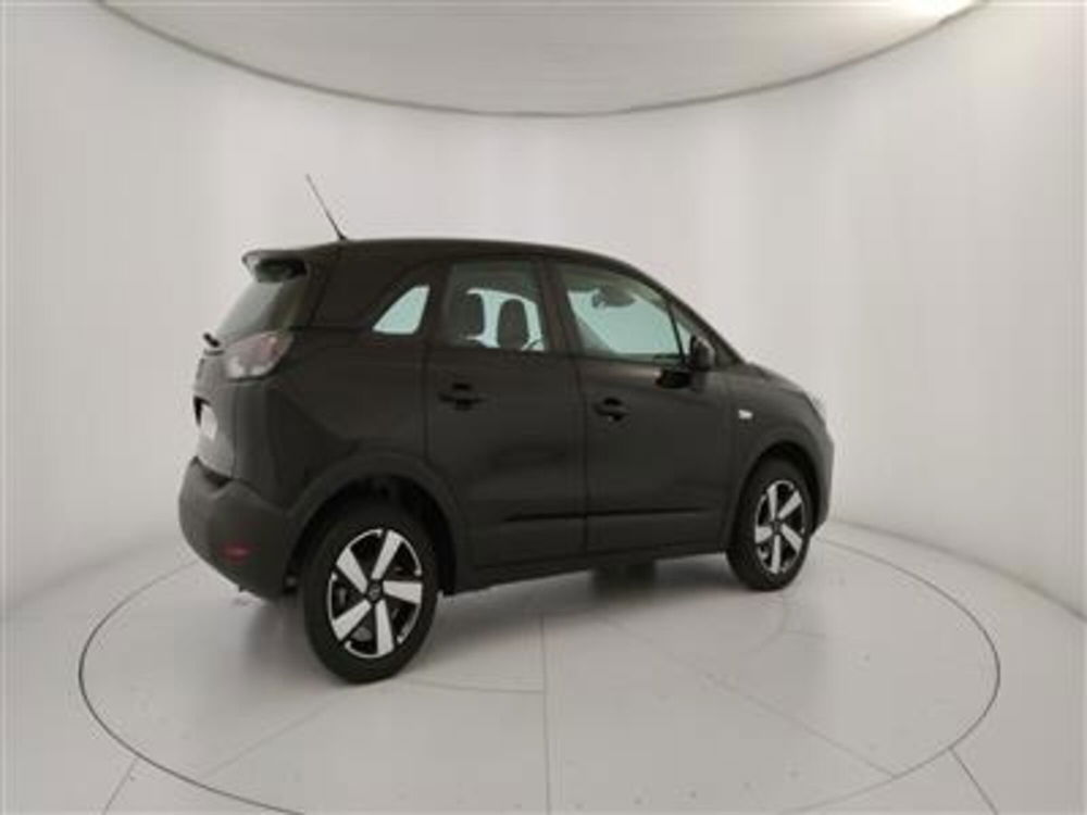 Opel Crossland nuova a Bari (8)