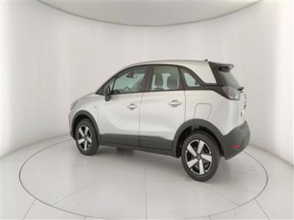 Opel Crossland nuova a Bari (4)