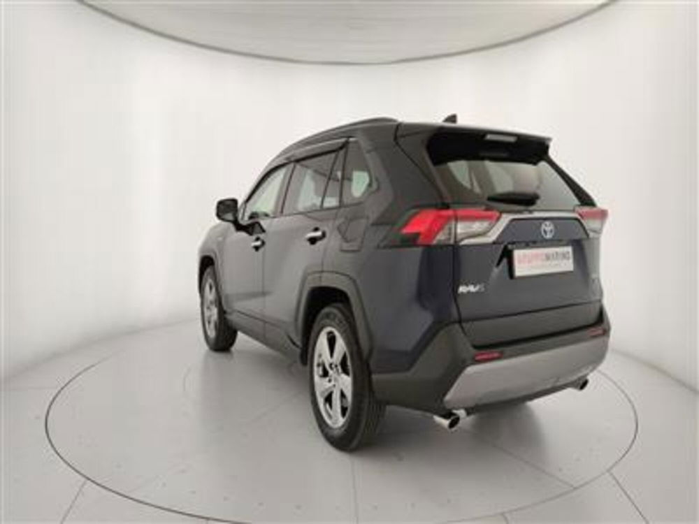 Toyota Rav4 usata a Bari (5)