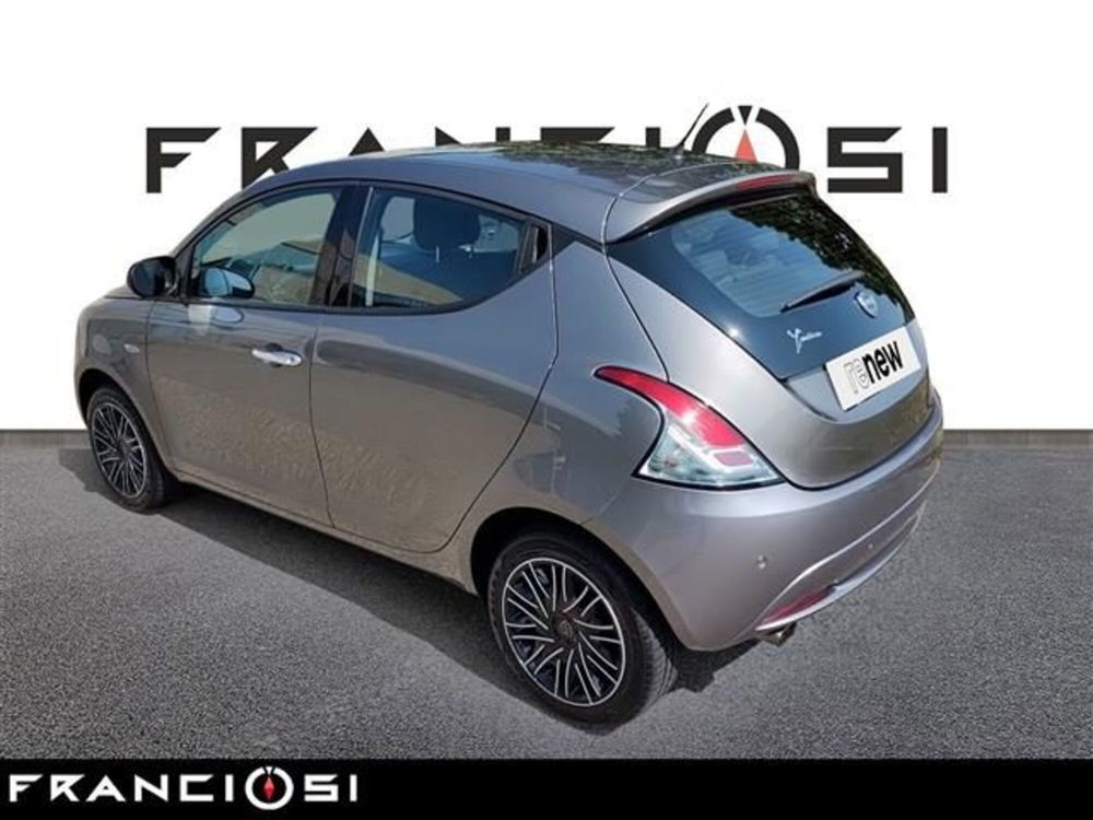 Lancia Ypsilon usata a Modena (4)