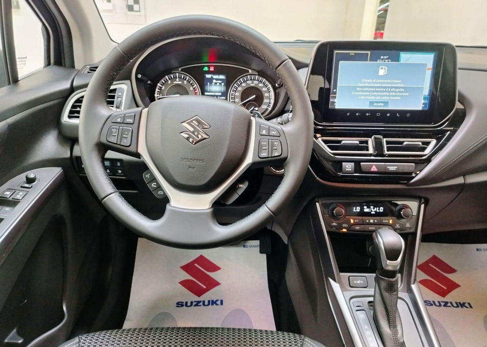 Suzuki S-Cross nuova a Rovigo (9)