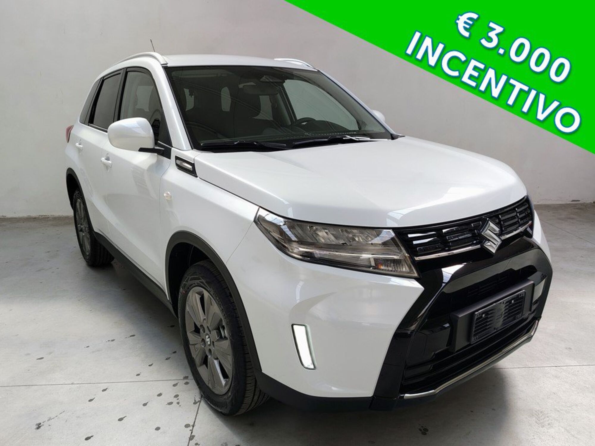 Suzuki Vitara 1.4 Hybrid Easy Cool nuova a Rovigo