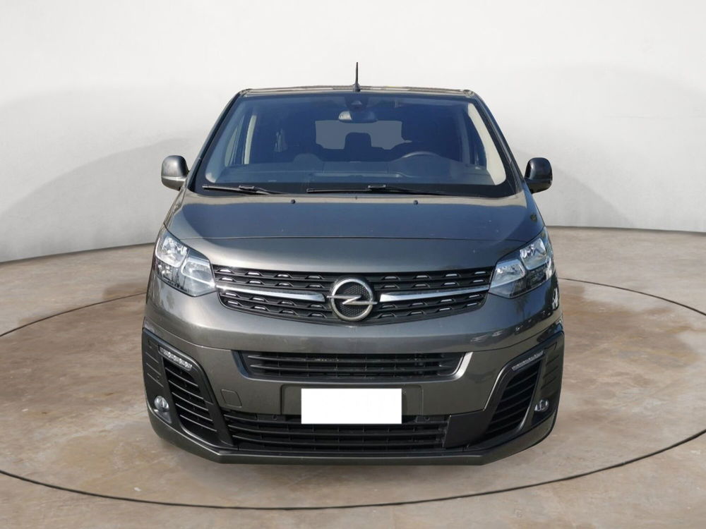 Opel Zafira Life usata a Taranto (7)