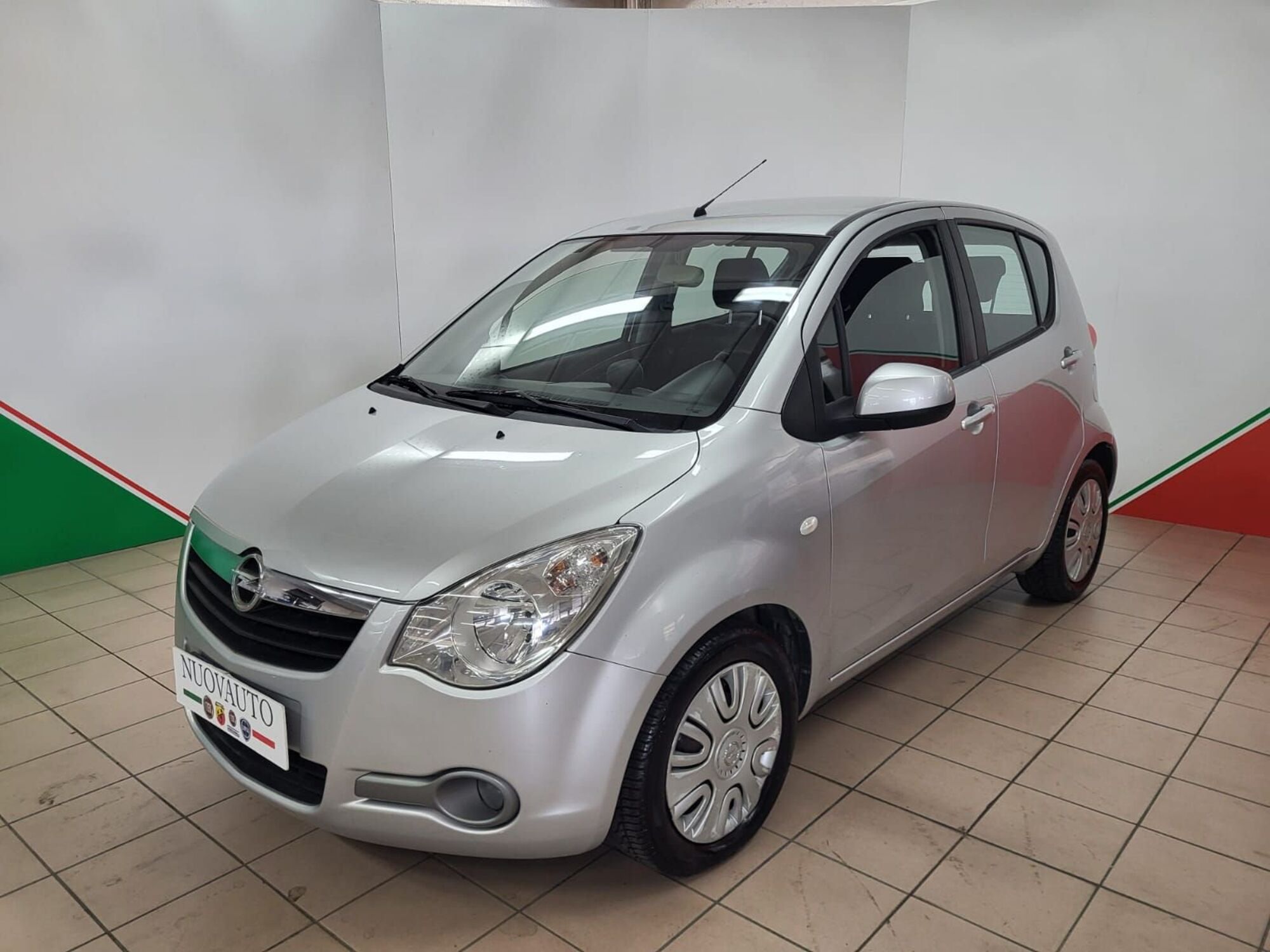 Opel Agila 1.0 12V 65CV Enjoy  del 2008 usata a Terranuova Bracciolini