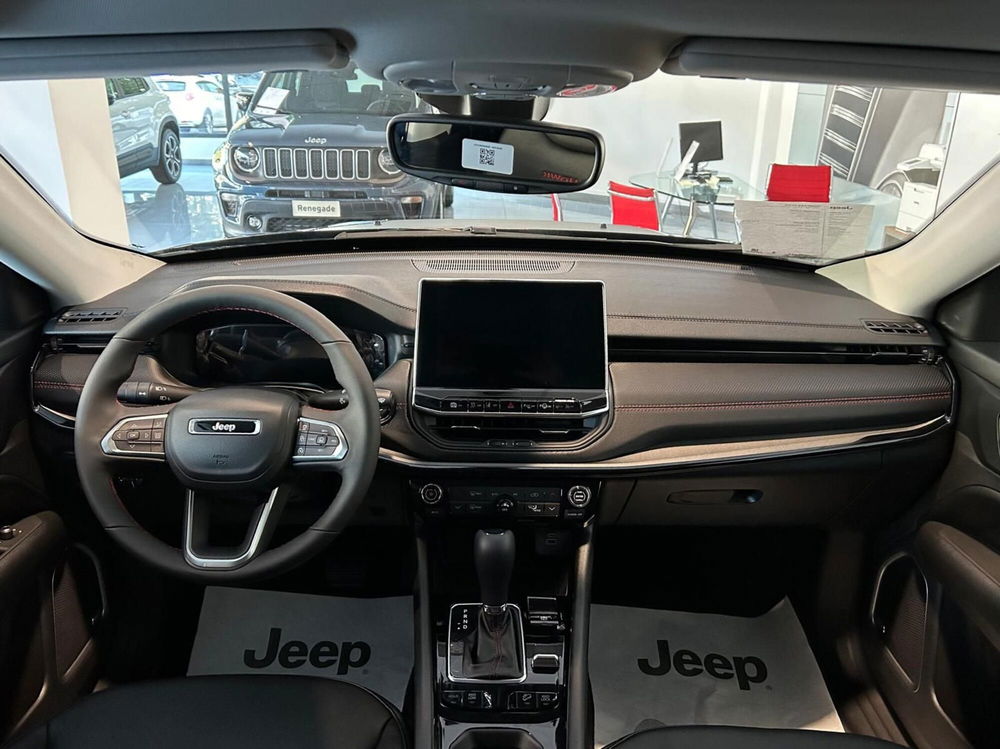 Jeep Compass nuova a Ancona (7)