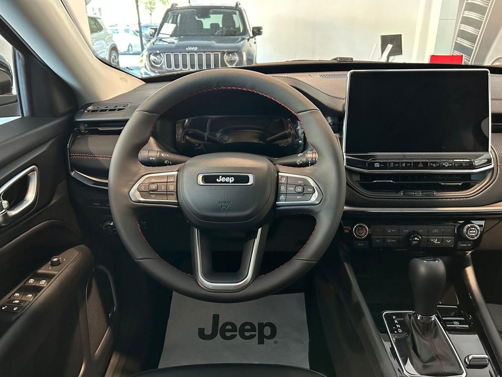 Jeep Compass nuova a Ancona (8)