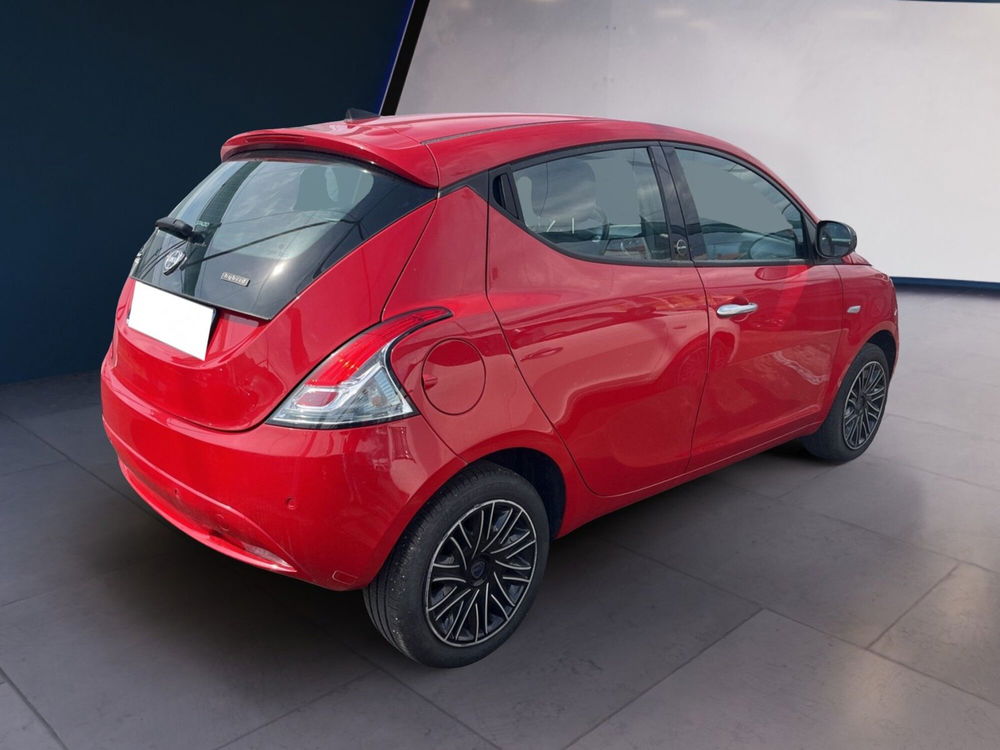 Lancia Ypsilon usata a Torino (3)