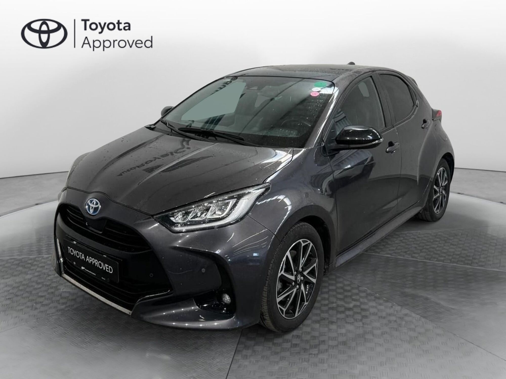 Toyota Yaris Cross 1.5 Hybrid 5p. E-CVT Lounge del 2021 usata a Roma