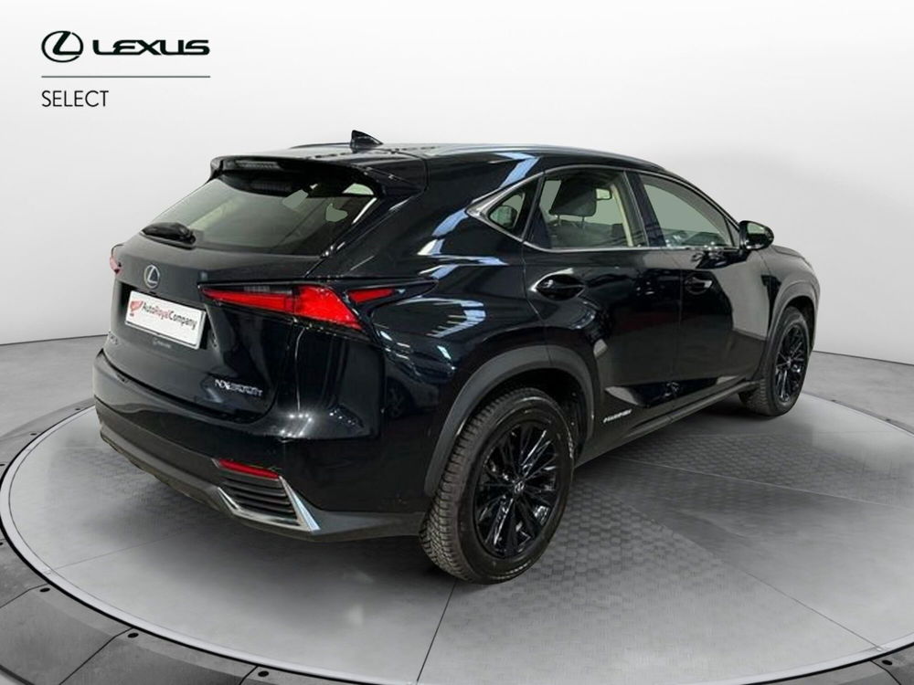 Lexus NX usata a Roma (2)