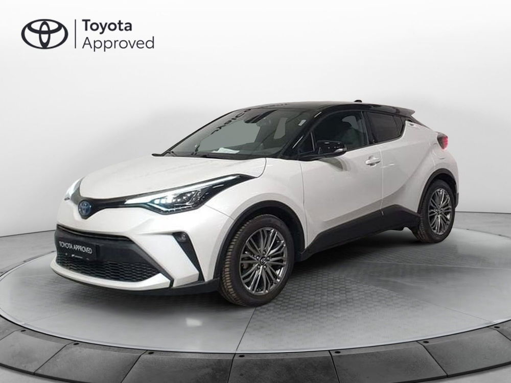 Toyota Toyota C-HR nuova a Roma