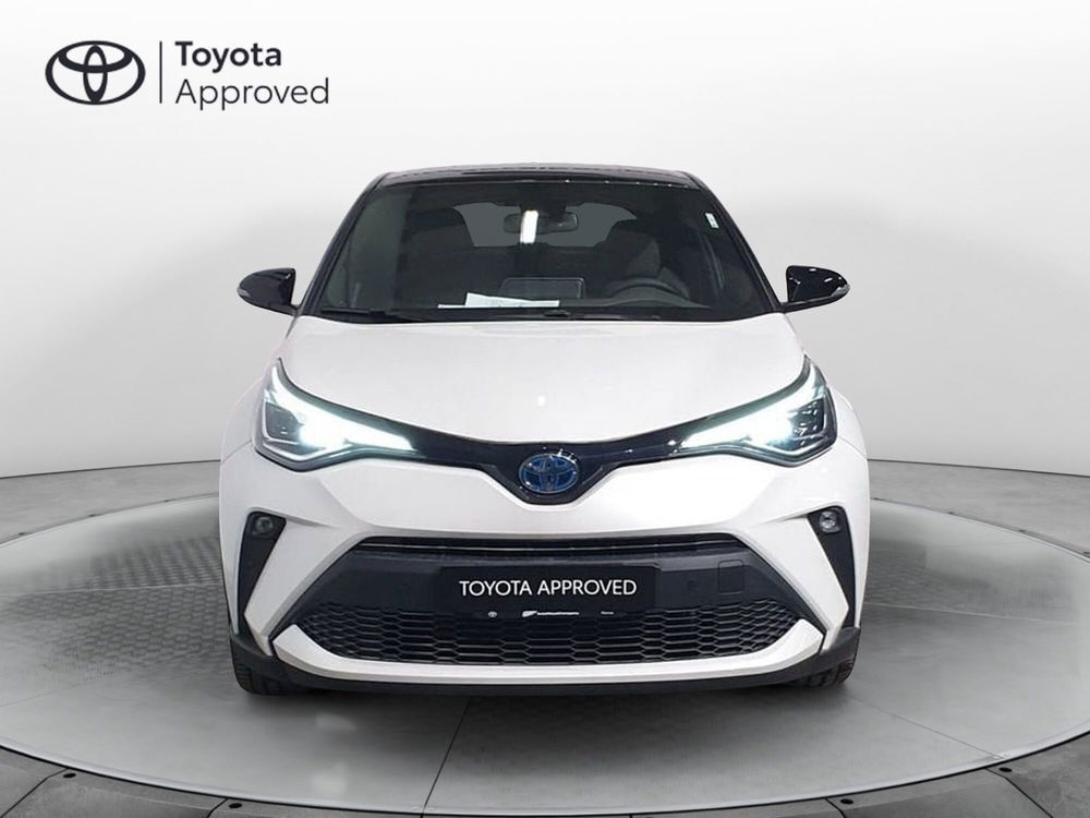 Toyota Toyota C-HR nuova a Roma (5)