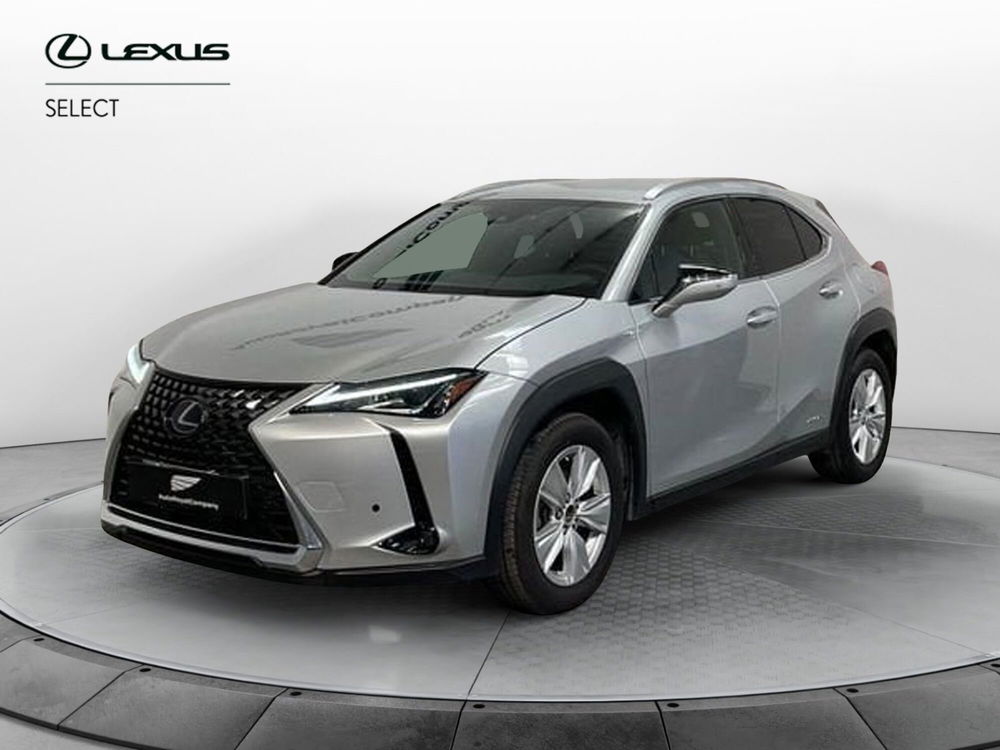 Lexus UX usata a Roma