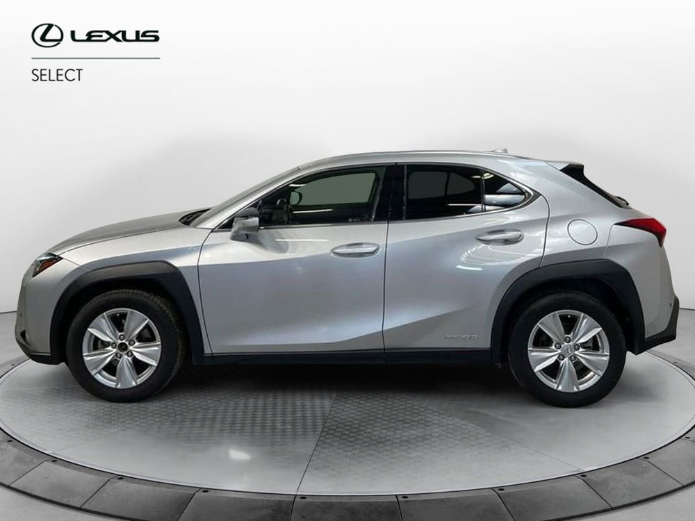 Lexus UX usata a Roma (6)