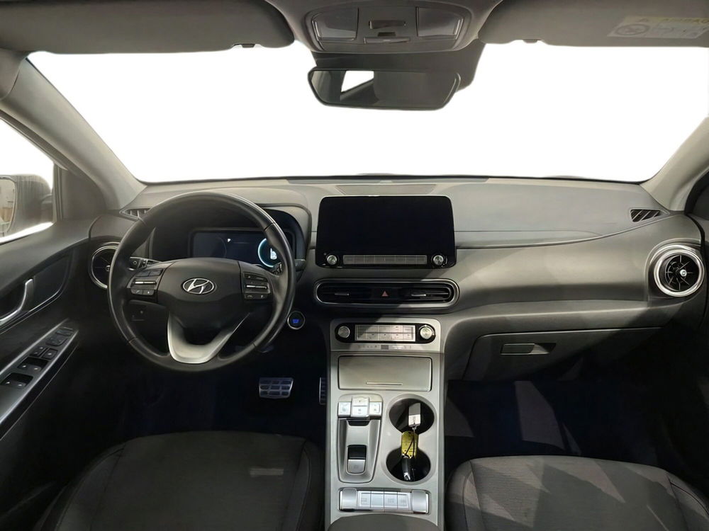 Hyundai Kona usata a Roma (8)