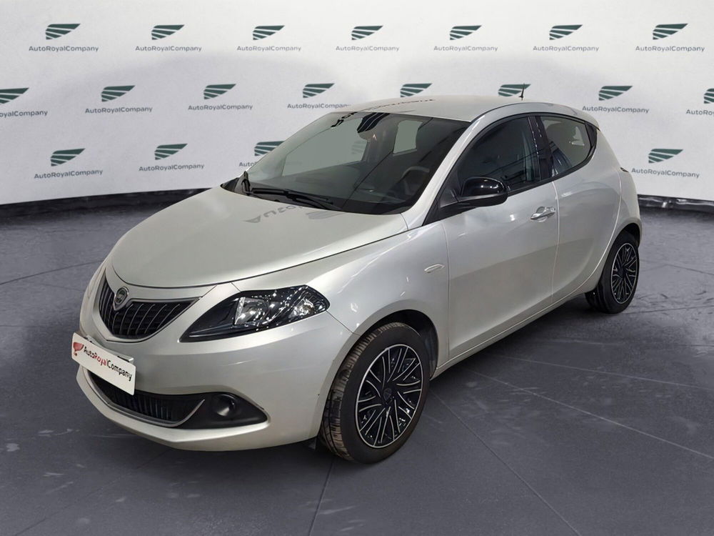 Lancia Ypsilon usata a Roma