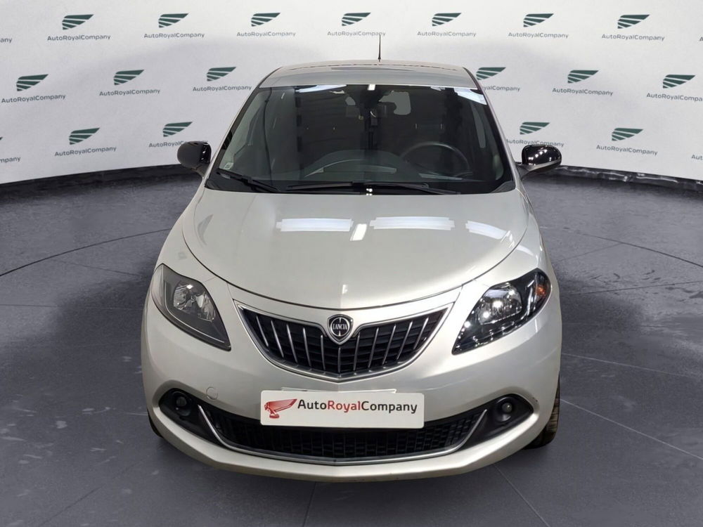 Lancia Ypsilon usata a Roma (8)