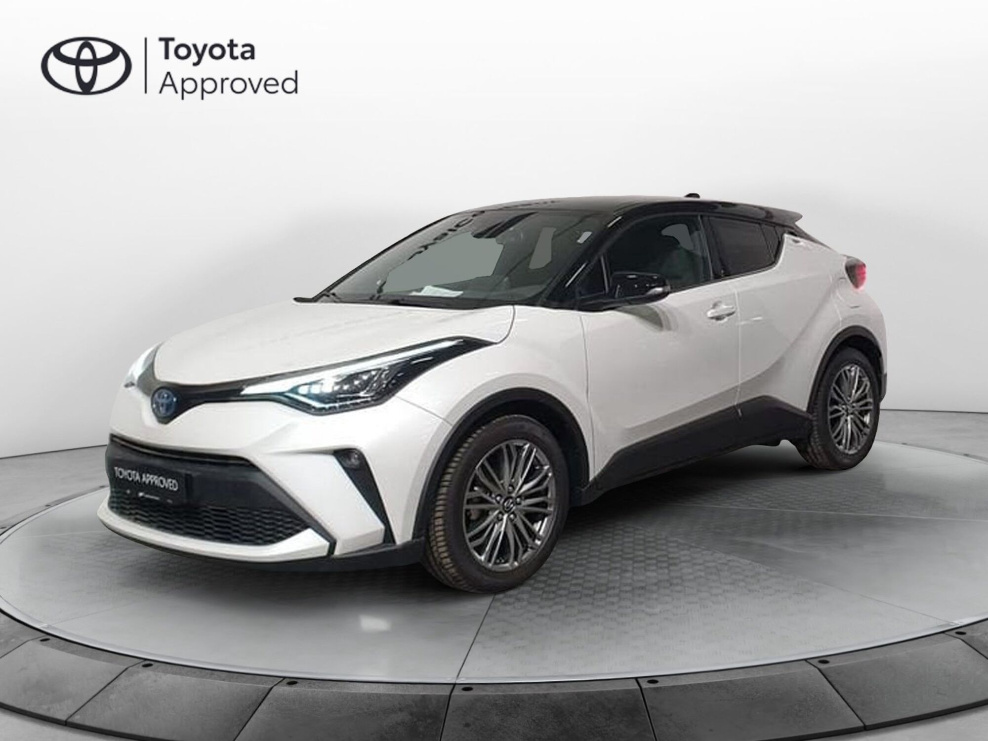 Toyota Toyota C-HR 2.0 hv Lounge fwd e-cvt nuova a Roma