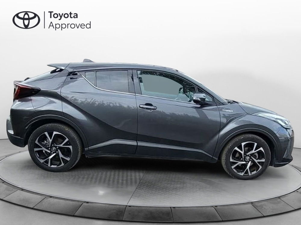 Toyota Toyota C-HR usata a Roma (8)