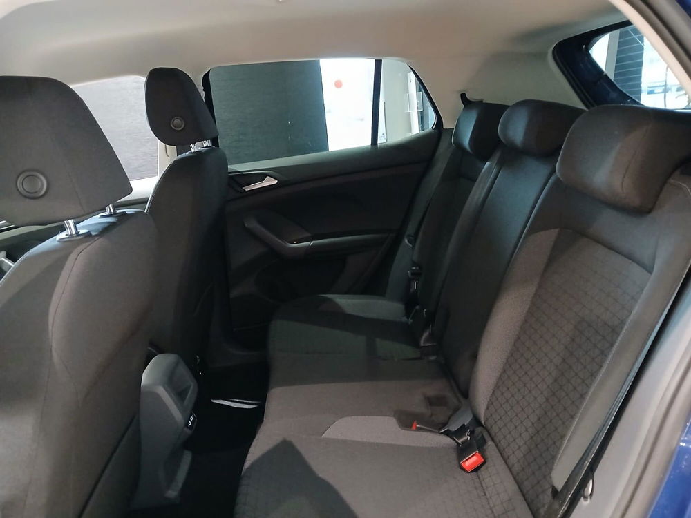 Volkswagen T-Cross usata a Milano (12)