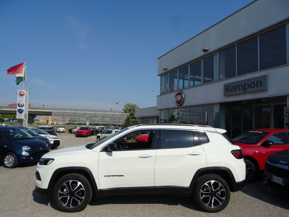 Jeep Compass nuova a Venezia (2)