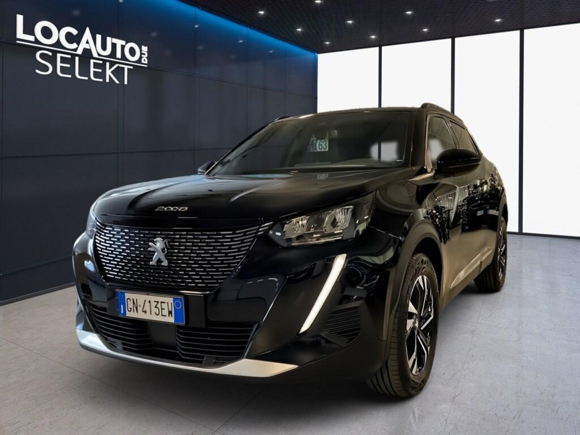 Peugeot 2008 PureTech 130 S&amp;S Allure Pack  del 2023 usata a Torino