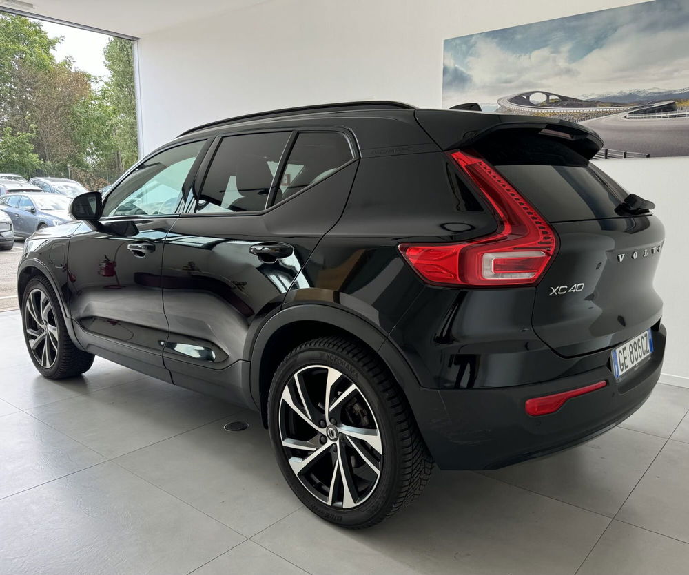 Volvo XC40 usata a Parma (8)