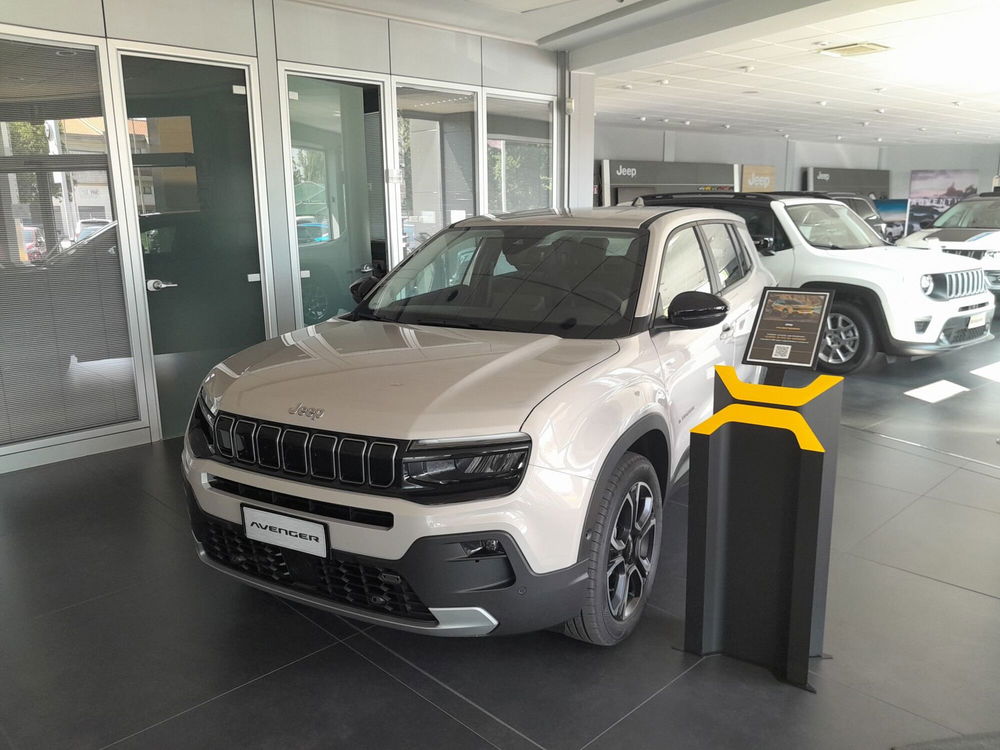 Jeep Avenger nuova a Ancona