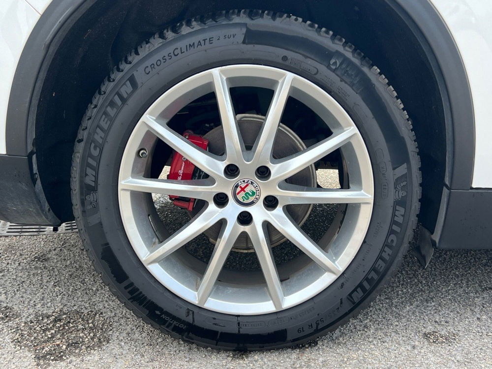 Alfa Romeo Stelvio usata a Teramo (16)