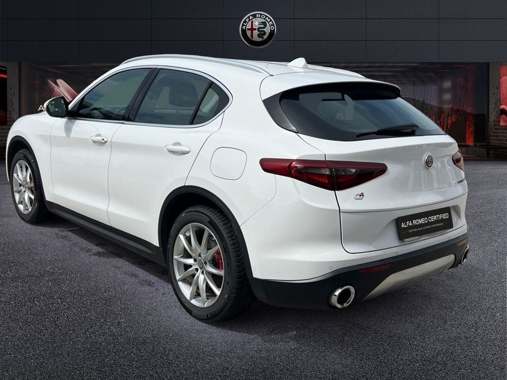 Alfa Romeo Stelvio usata a Teramo (5)