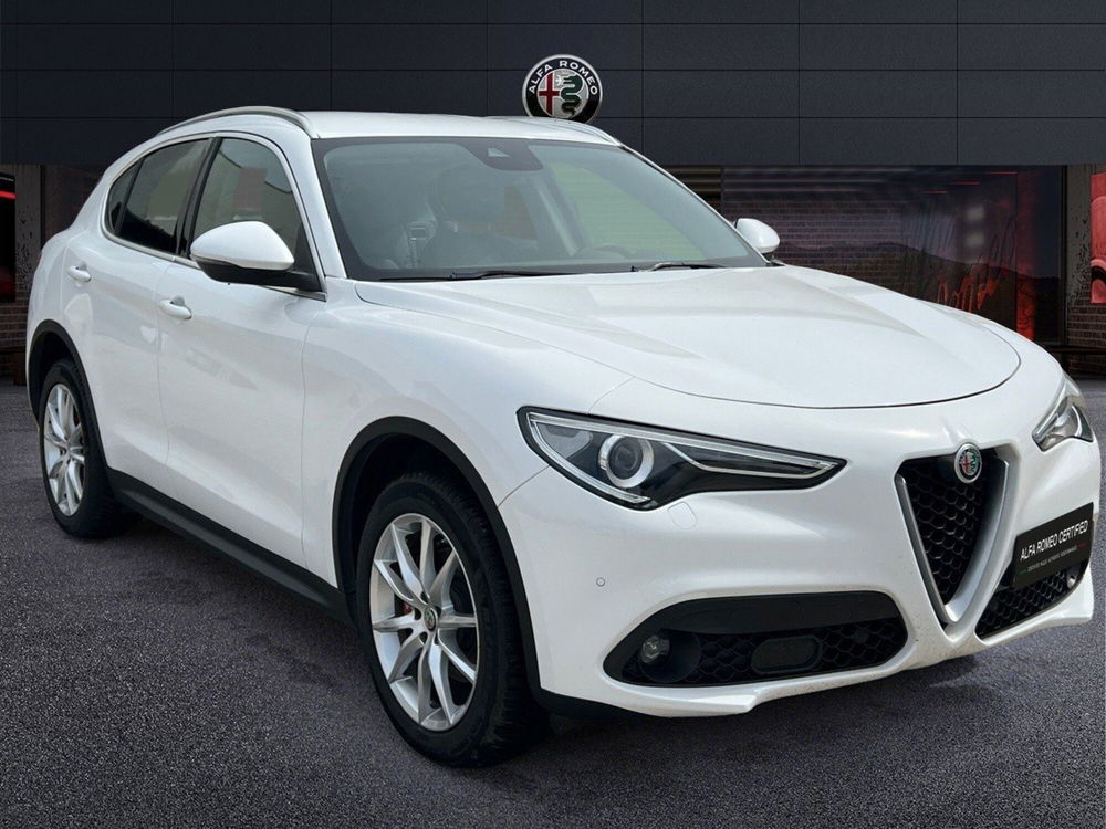 Alfa Romeo Stelvio usata a Teramo (6)