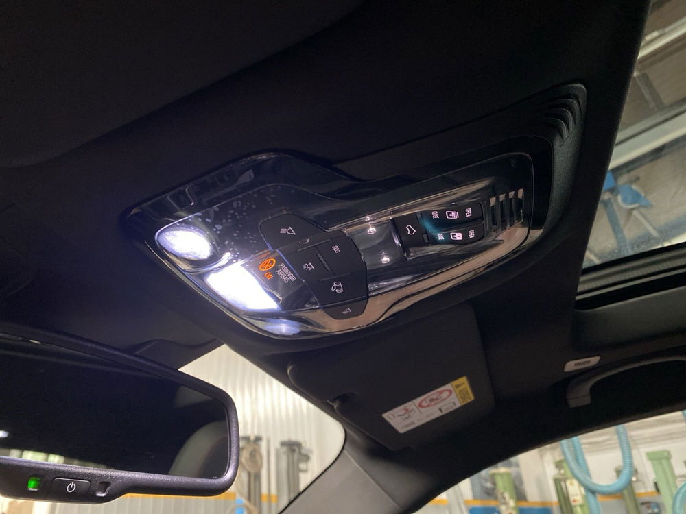 Alfa Romeo Stelvio usata a Pescara (16)