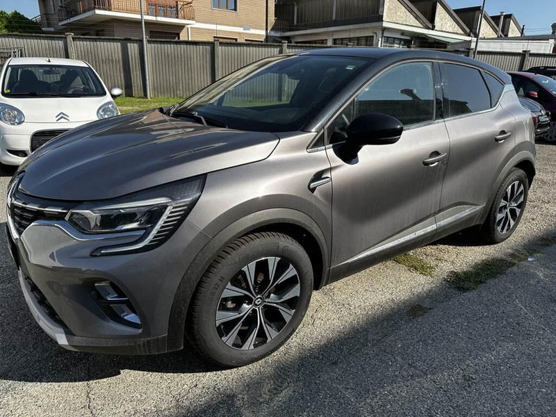 Renault Captur 1.0 tce Techno 90cv del 2023 usata a Moncalieri